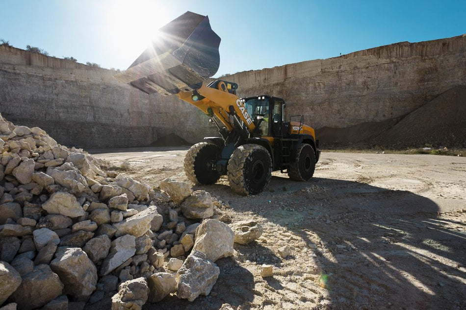 CASE WHEELED LOADING SHOVELS