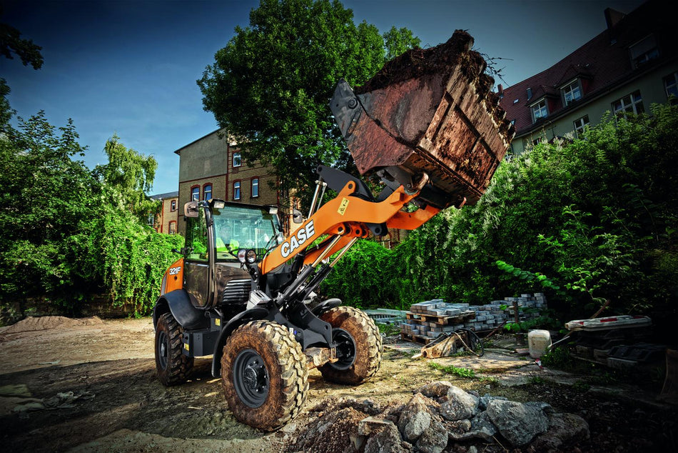 321F Mini Loading Shovel