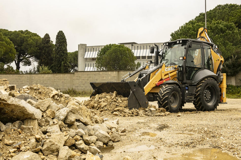 580SV Backhoe Loader