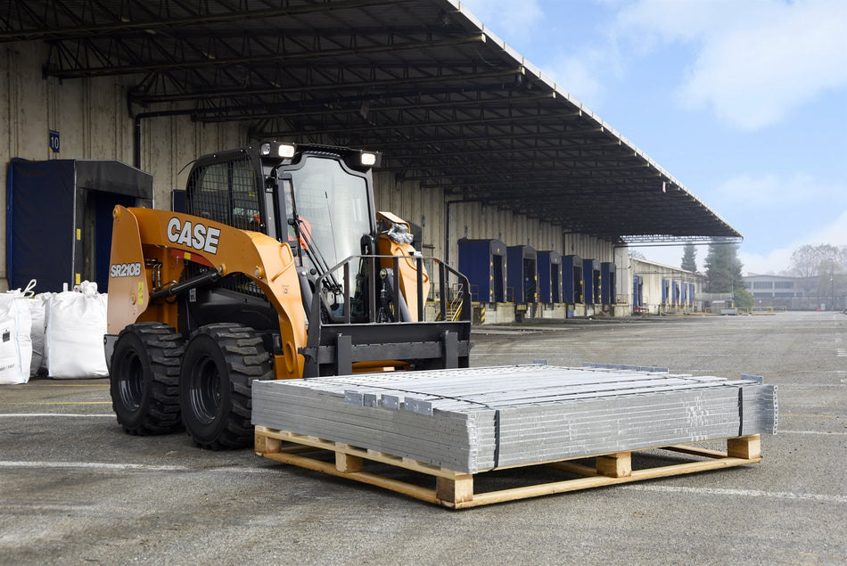 SR210B Wheeled Skidsteer