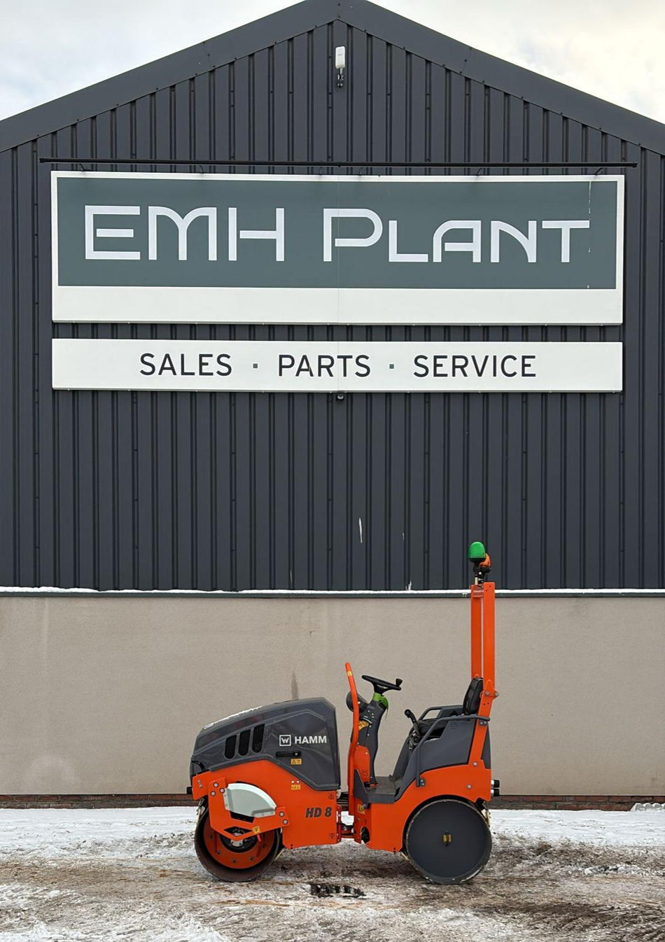 New / Unused HAMM HD8 Roller